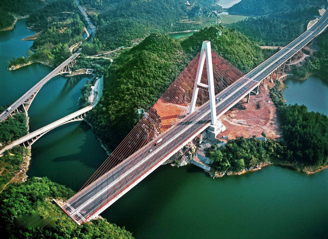 红枫湖面三座大桥